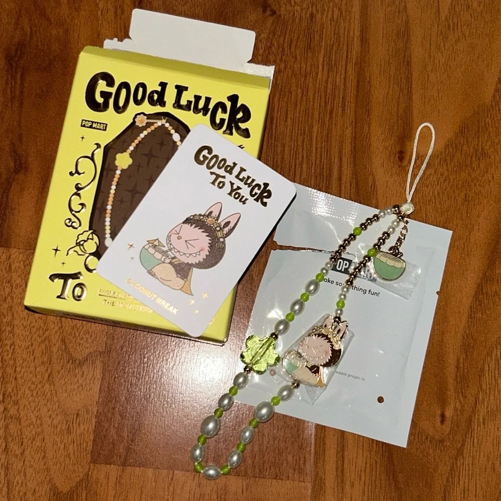 Brand New in Box THE MONSTERS GOOD LUCK TO YOU-Phone Charm